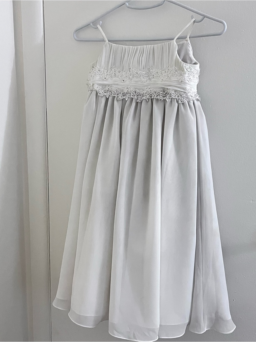 Vintage David’s Bridal Flower Girl Dress Girls Size 4 Ivory FG9743